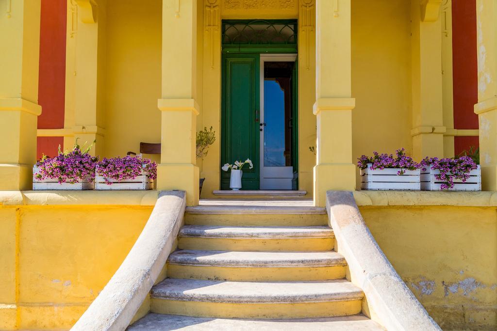 Villino Odaldo موتولا المظهر الخارجي الصورة